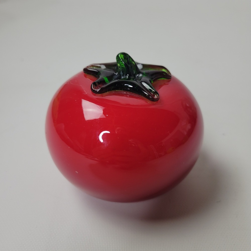Red Art Glass Tomato Figurine Paperweight Hand Blown Glossy Garden Decor